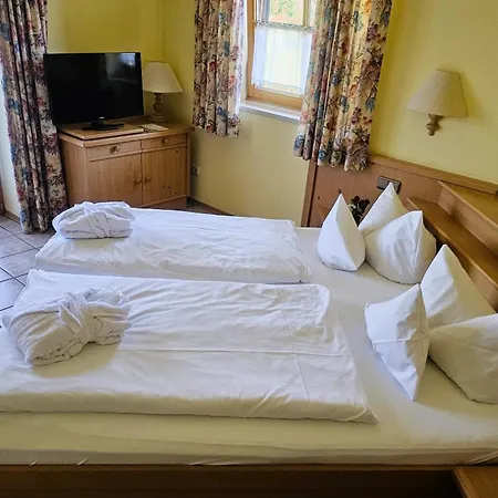 Отель Deva Achentaler Vitalhotel Унтервёссен